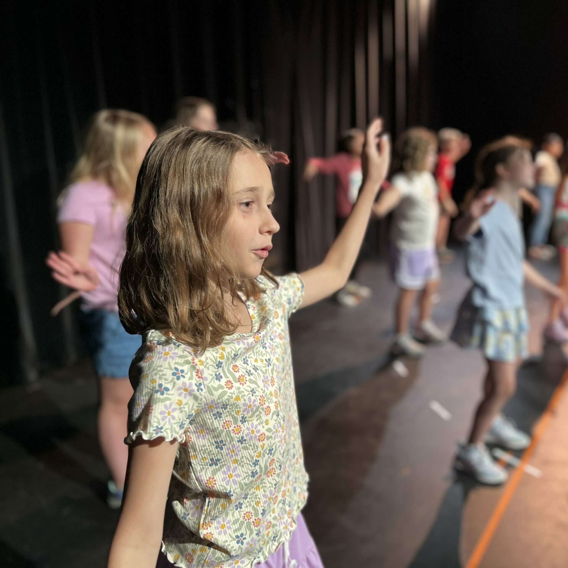 Broadway Kids: A Musical Revue (Grades 3-6) Broadway Kids: A Musical Revue (Grades 3-6)